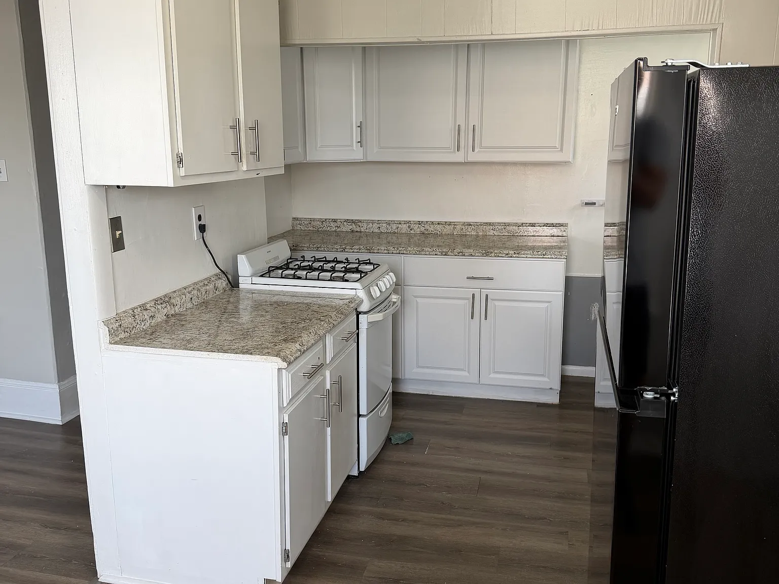 2 bed, 650 sqft, $1,550 — Photo 4