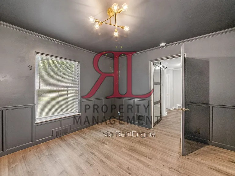 85 Eastmoor Blvd — Photo 19