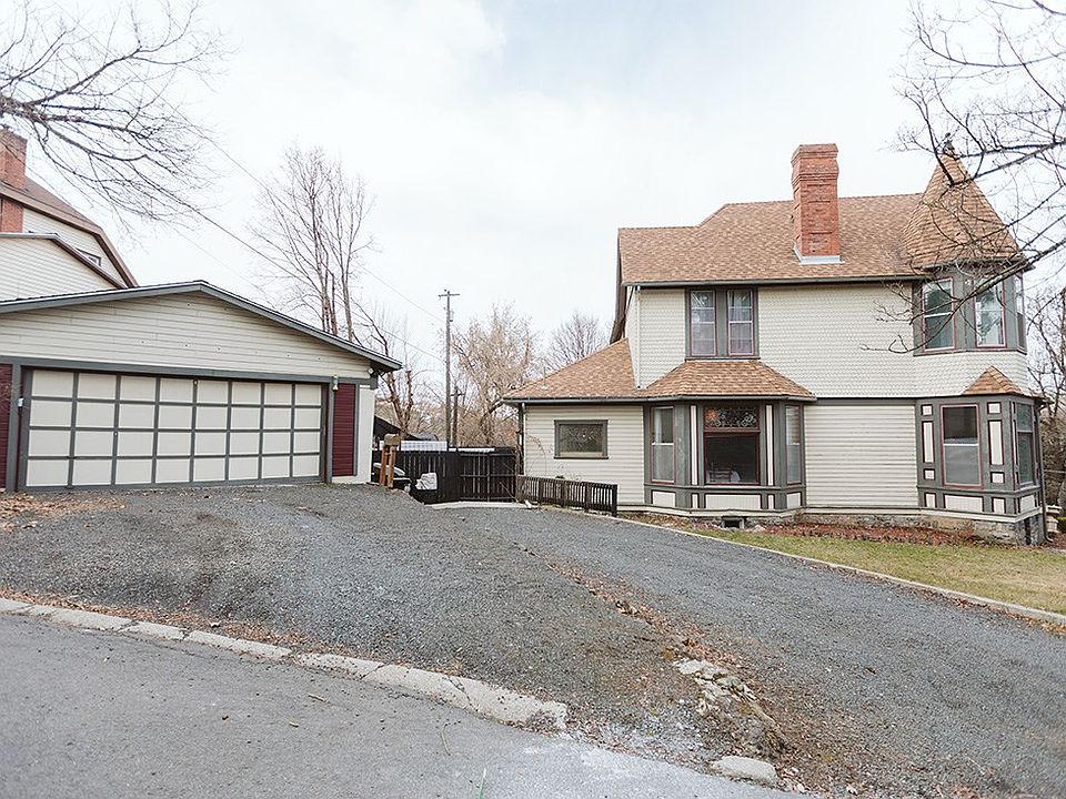 812 S Main St, Colfax, WA 99111 Zillow