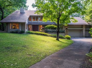 2444 Byrnes Rd, Minnetonka, MN 55305