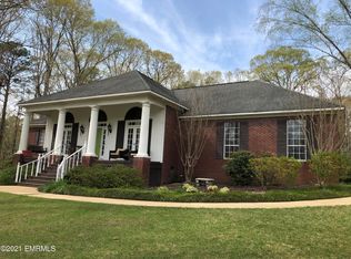 7501 Lake Cove Dr, Meridian, MS 39305