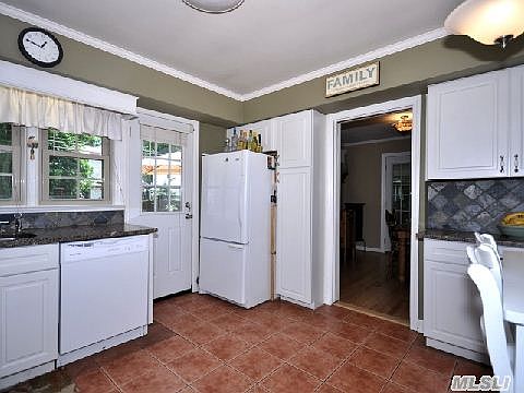 4th image of 473 Eastwood Rd
