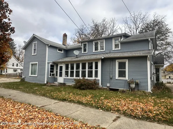 234 N Cochran Ave, Charlotte, MI 48813