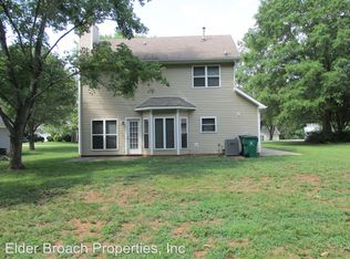 1315 Sugar Hollow Dr, Charlotte, NC 28214