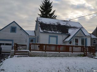 218 SW Madison St, Sheridan, OR 97378