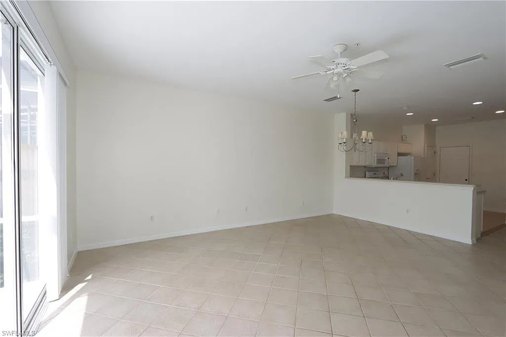 3 bed, 2.5 bath, 1580 sqft, $2,150 — Photo 3