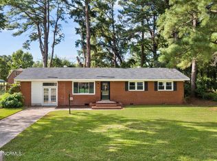 212 Stewart Ave, Vanceboro, NC 28586