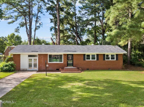 212 Stewart Avenue, Vanceboro, NC 28586