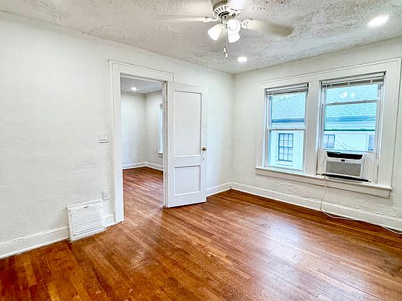 5th image of 380 6th St NE APT 2