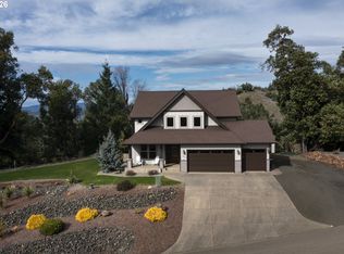 1252 Southridge Way, Roseburg, OR 97470
