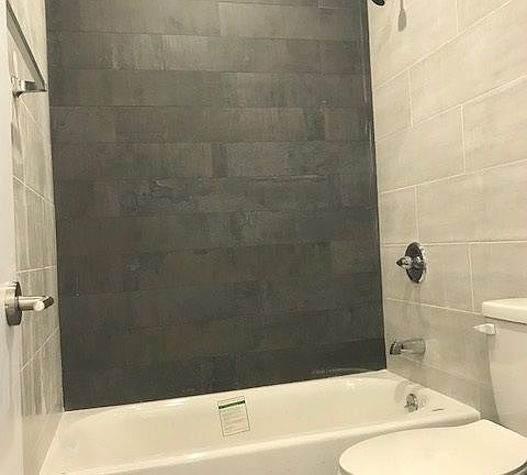 4th image of 310 E 25th St APT 4B