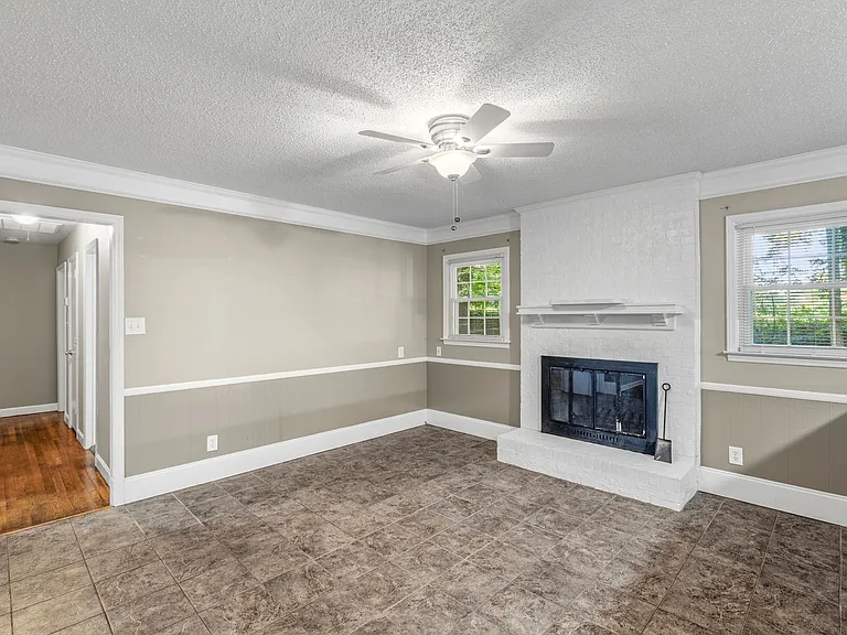 3905 Waterton Rd — Photo 8