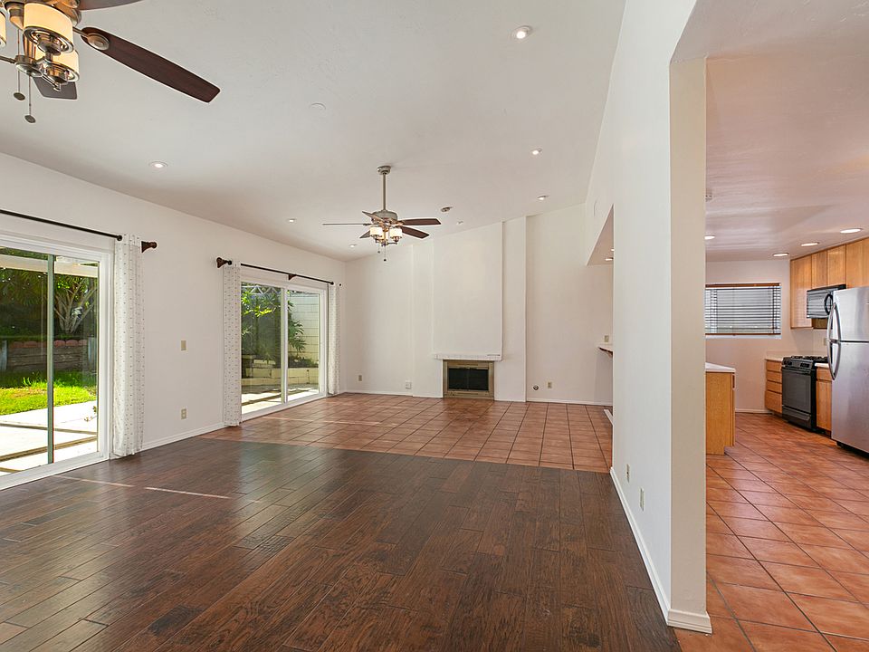 1st image of 251 Chapalita Dr
