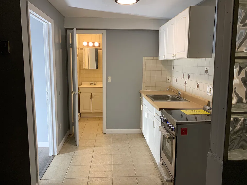 103B Echo Ave #B