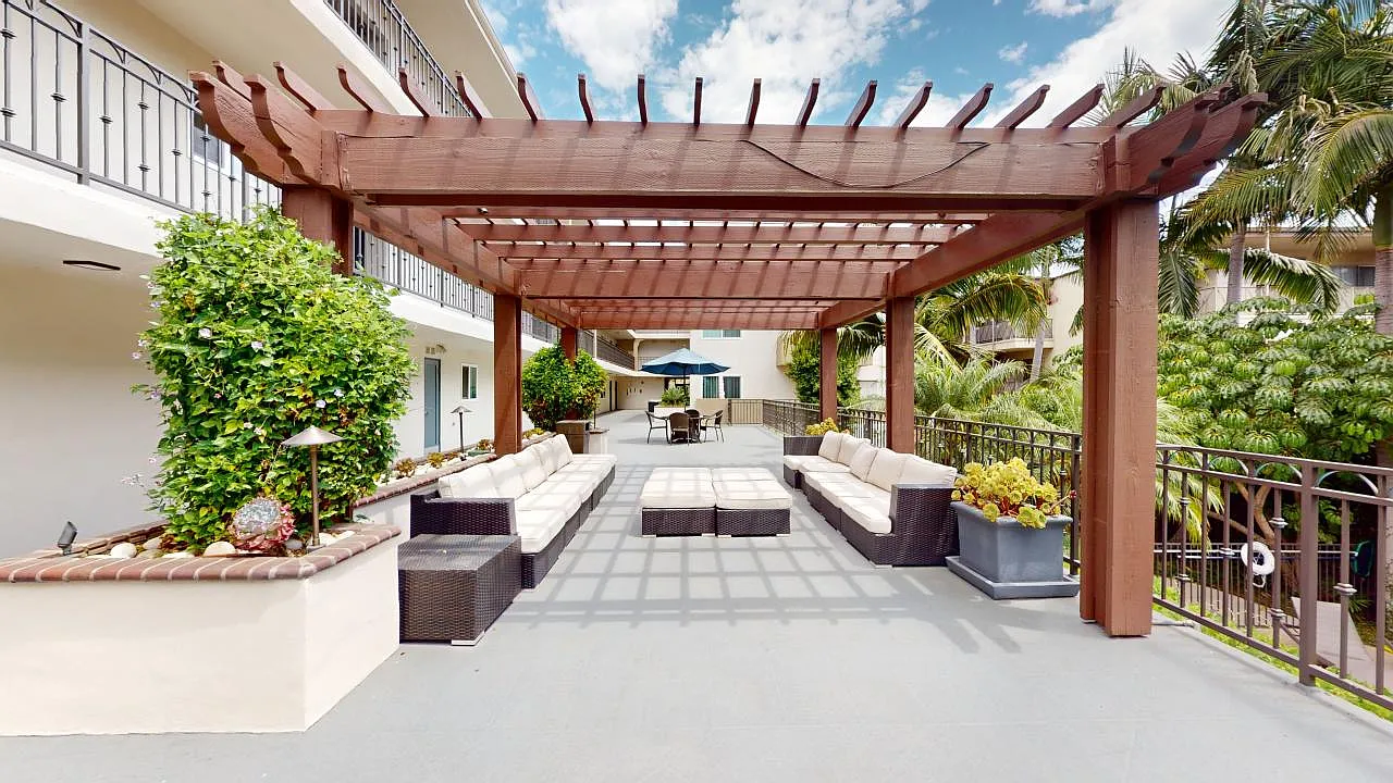 Villa Bonita Apartments — Photo 3
