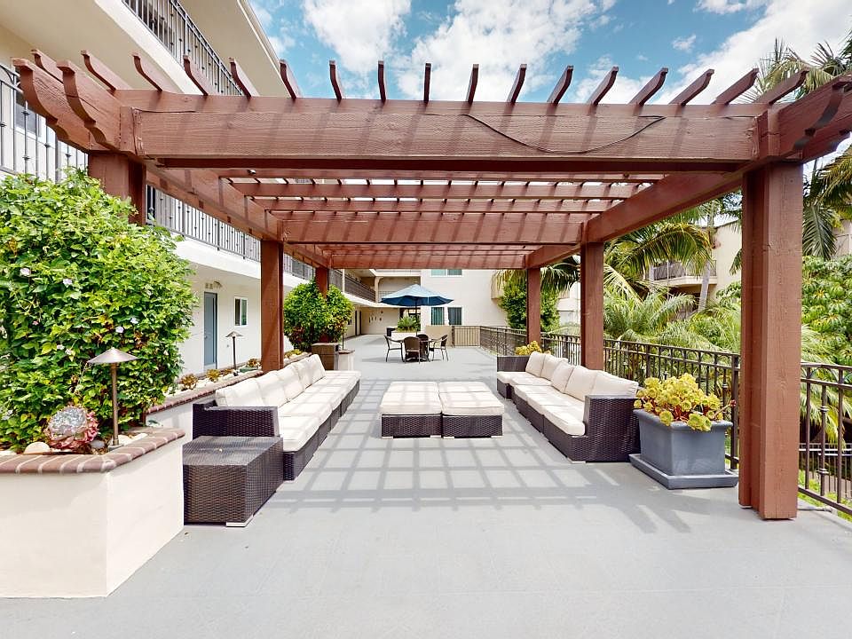Outdoor Lounge with overhead canopy