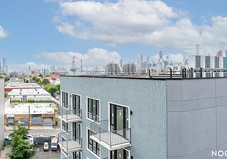 31-61 Vernon Blvd #2Q — Photo 67