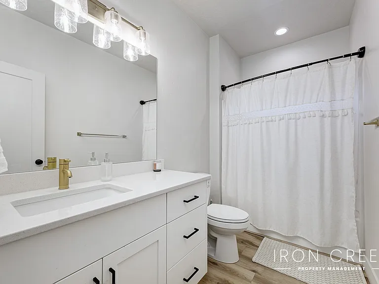 1478 W Fluorite St — Photo 13