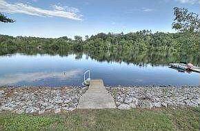 123 ft. of waterfront