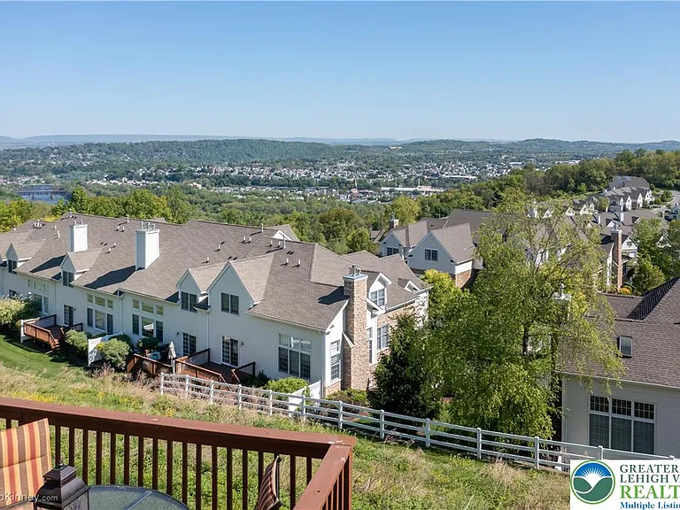 290 Inverness Cir — Photo 29