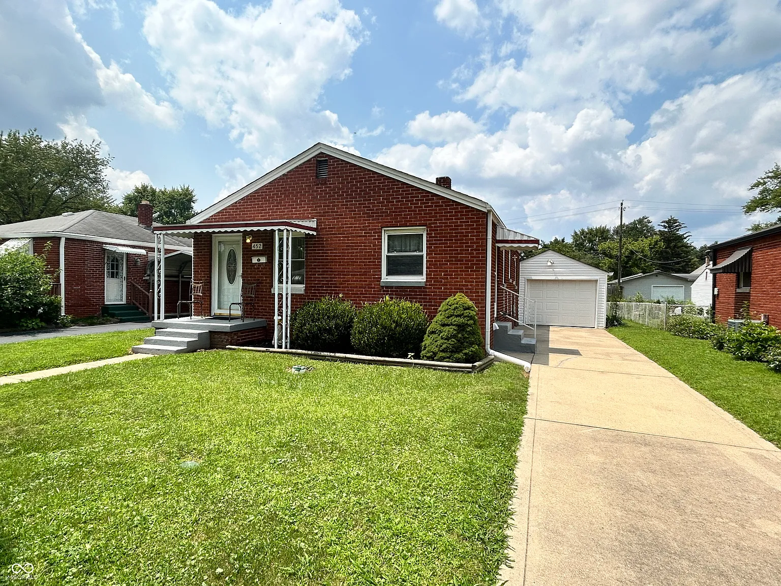452 S Catherwood Ave photo 1