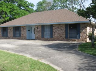 12547 Mollylea Dr, Baton Rouge, LA 70815