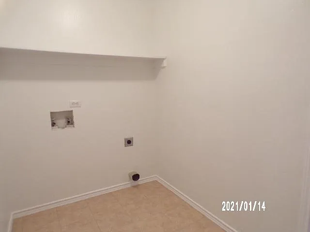 610 E High St — Photo 16