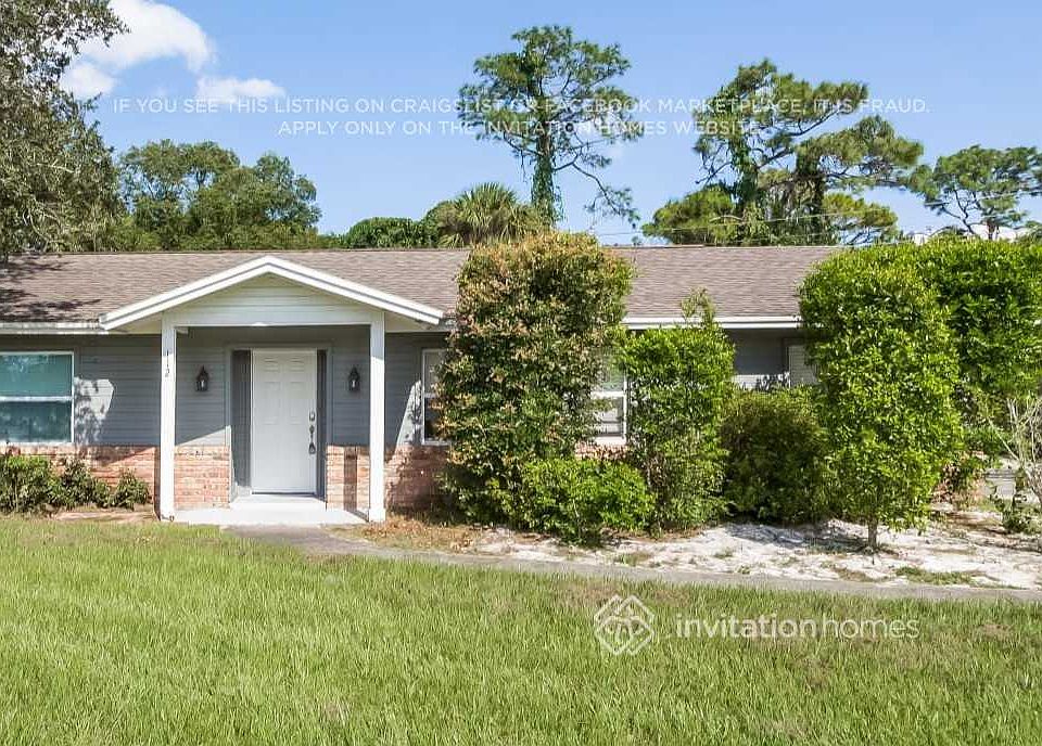 2nd image of 112 E Cottesmore Cir