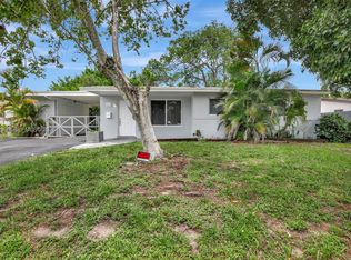 311 SW 68th Ter, Hollywood, FL 33023