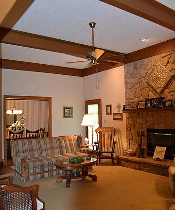 2nd image of 40 Dogwood Ln