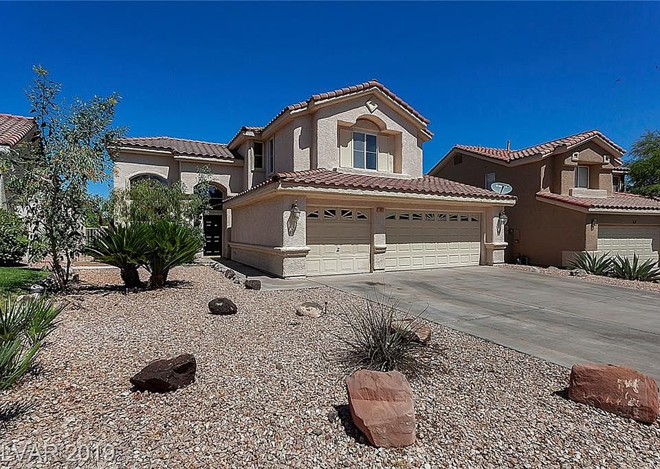 1st image of 31 Desert Dawn Ln