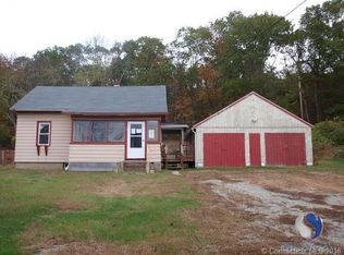 80 Fort Shantok Rd, Uncasville, CT 06382