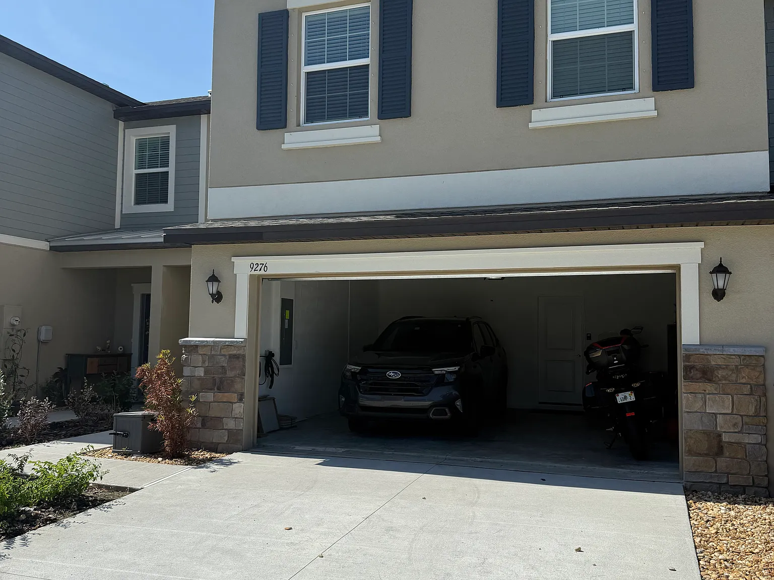 4 bed, 2458 sqft, $2,650 — Photo 2