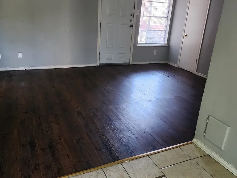 900 N Marsalis Ave — Photo 4