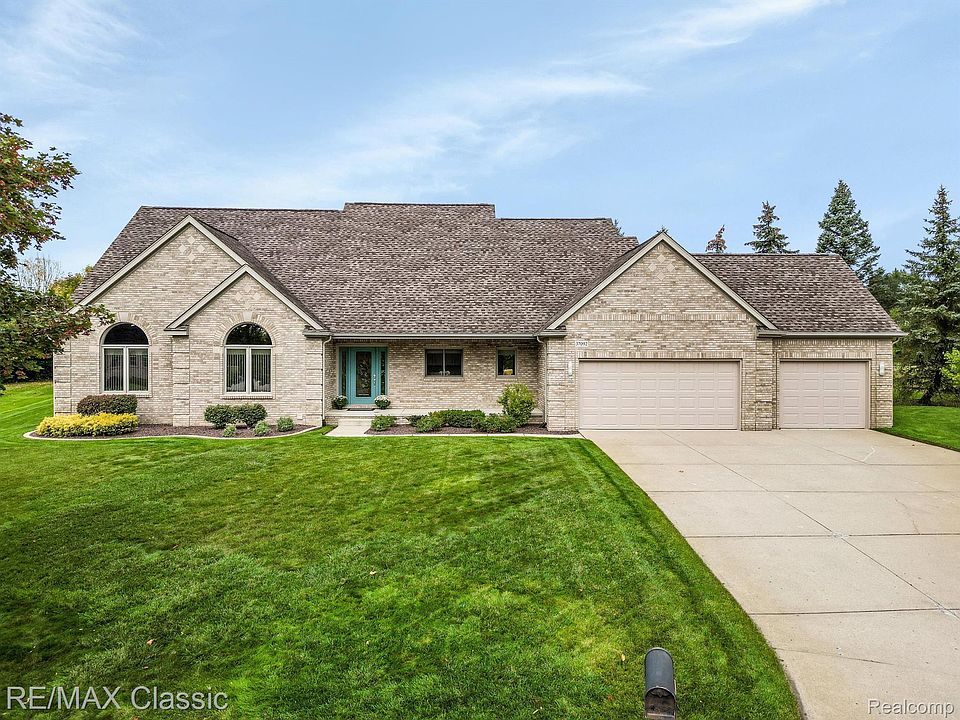 1st image of 37092 Dickinson Ct