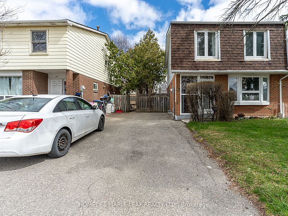 3rd image of 148 Hansen Rd N