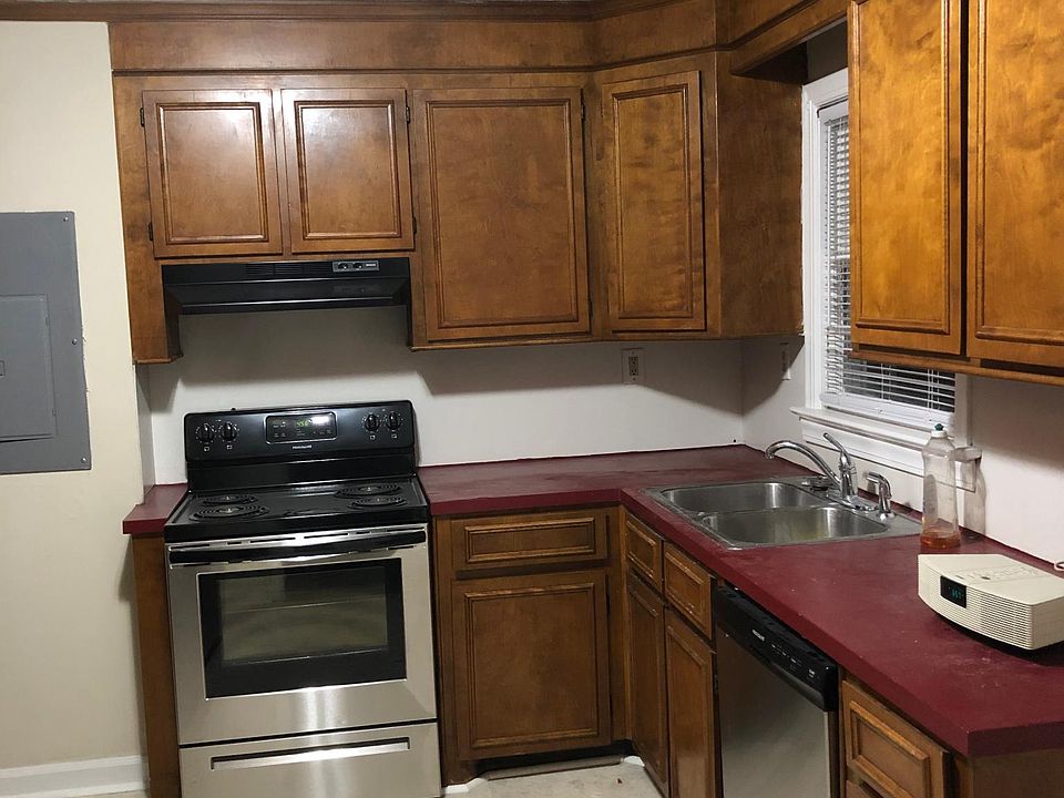 2nd image of 47 Guerry Cir