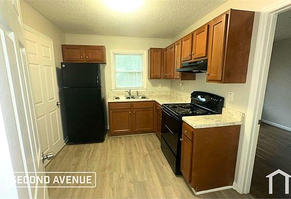 3rd image of 101 15th Ct NW
