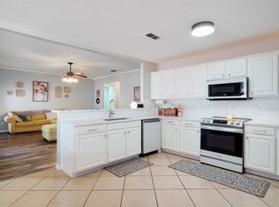 527 Lone Star St, Joshua, TX 76058