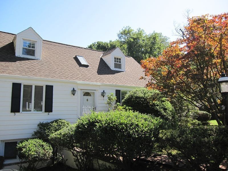 1st image of 28 Perry Ave