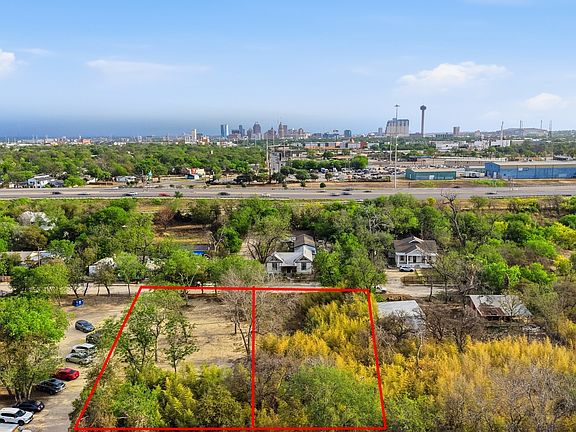 2nd image of 128 McKay Ave LOT 1