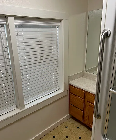 504 Sudderth Dr #A — Photo 10