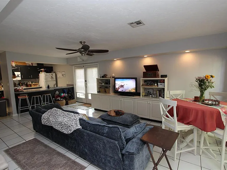 2319 Green Timbers Trl #D — Photo 8