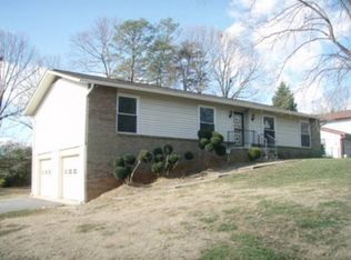 409 Bantry Ln, Knoxville, TN 37934