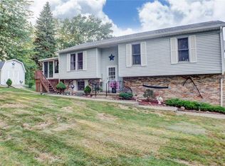 711 Fairview St, Ravenna, OH 44266