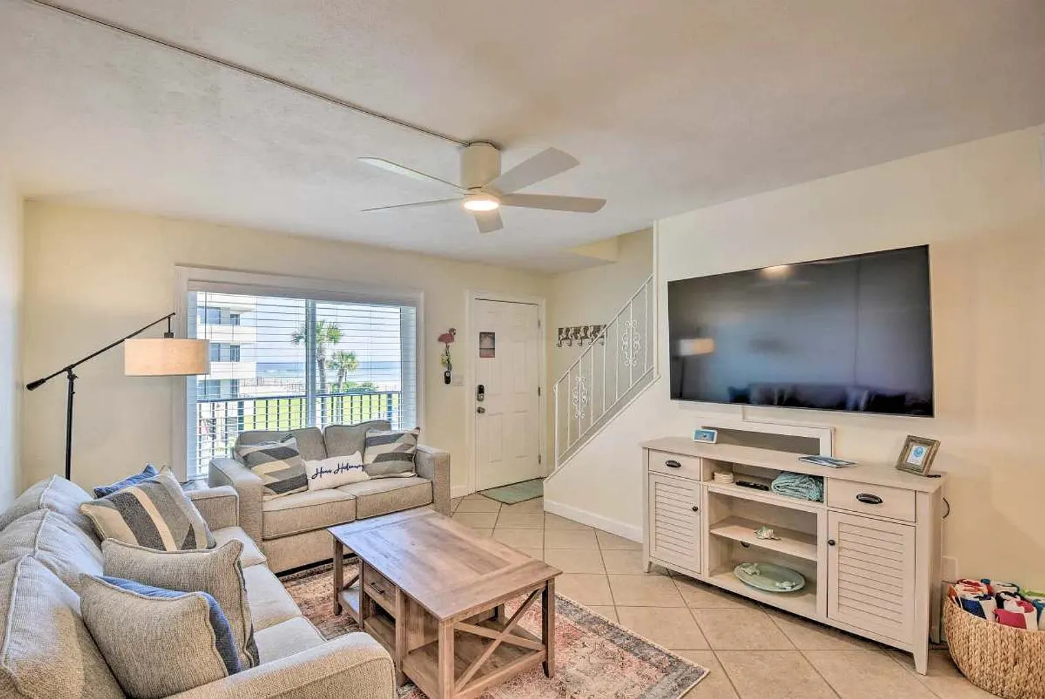 2 bed, 1.0 bath, $3,528 — Photo 1