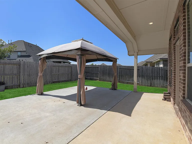 17515 Cypress Hilltop Way — Photo 39