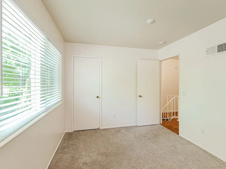 48 Lark Center Dr — Photo 17