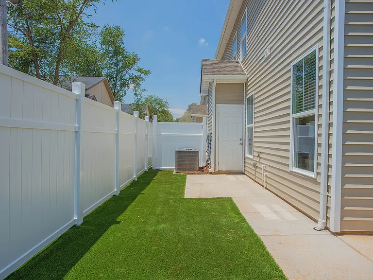 Chandler Commons — Photo 21