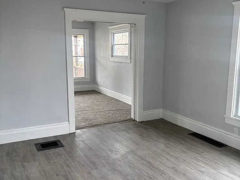 1345 Addison Rd — Photo 11